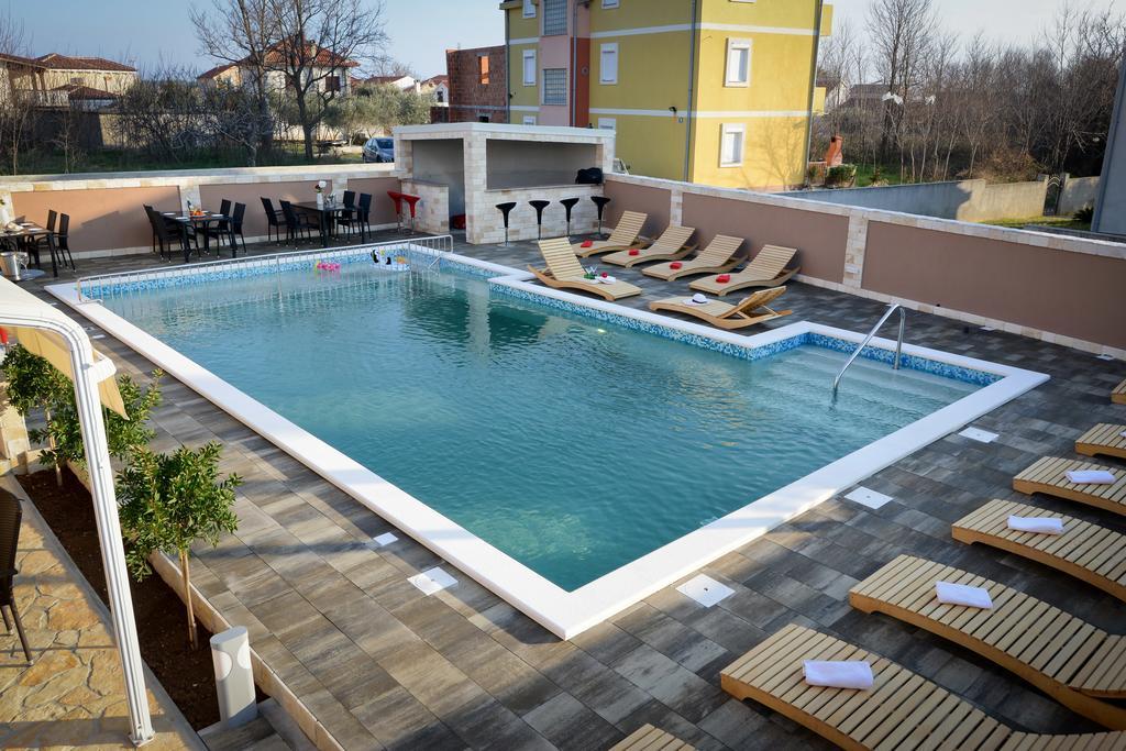 Apartments Julijana Privlaka  Dış mekan fotoğraf