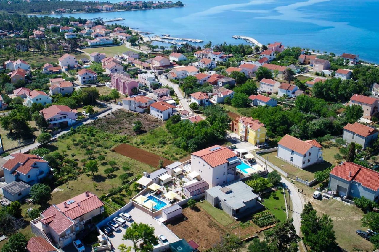 Apartments Julijana Privlaka  Dış mekan fotoğraf