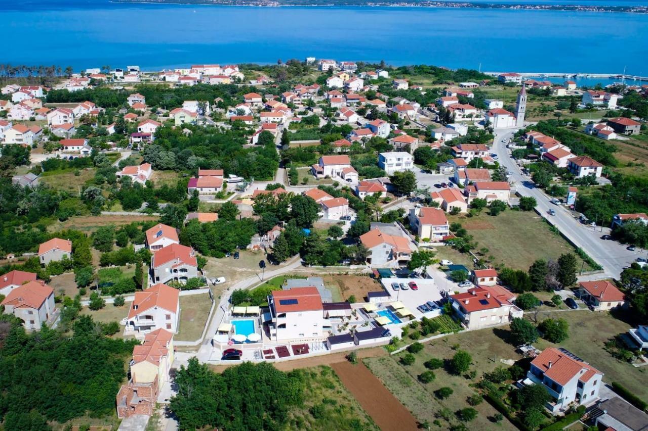 Apartments Julijana Privlaka  Dış mekan fotoğraf
