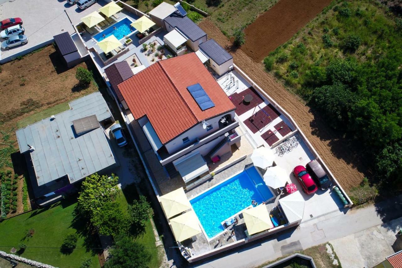 Apartments Julijana Privlaka  Dış mekan fotoğraf